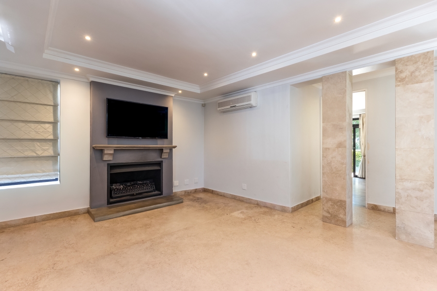 4 Bedroom Property for Sale in Pearl Valley at Val de Vie Western Cape